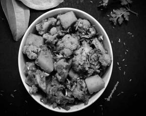 Aloo Gobhi Dum