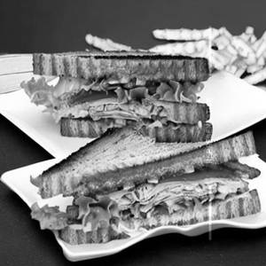 Smoked chicken sandwich