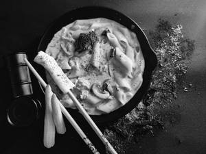 Cheese White Pasta  [Serve 2-3]