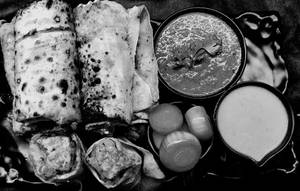 Paneer Tikka Roll With Gravy