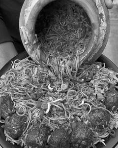Veg Desi Chowmein With Machurian Matki Combo