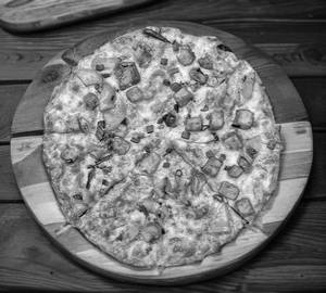 Red Paneer Hot Pizza ( 7 Inches )