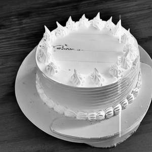 Buttercream Pineapple Cake