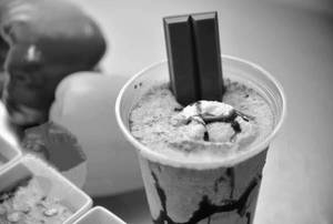 Kitkat Break Shake