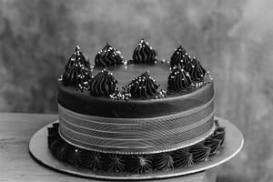 Ultimate Chocolate Cake 500g