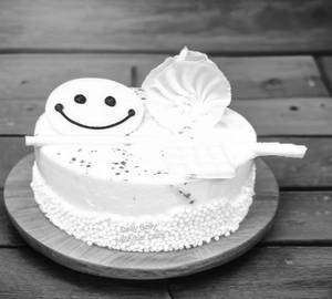 Milky Bar Cake(500 gms)