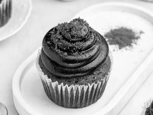 Red Velvet Chocolate Cupcake - Single Piece