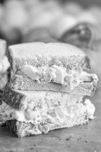 Egg sandwich