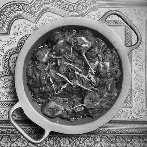 Tawa Mushroom Masala