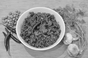 Hari Mirch Chutney (Thecha)