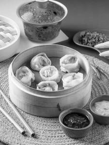 Veg Steamed Corn & Cheese Momo
