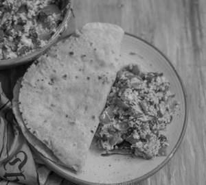 Paneer Bhurji With Chapati ( 3 Chapati )