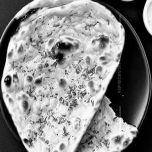 Butter garlic cheese naan