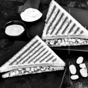 Corn Cheese Sandwich                                    