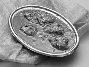 Chicken lucknowi korma