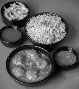 Veg Manchurian+Fried Rice