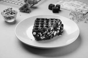 Almond Brownie Waffle