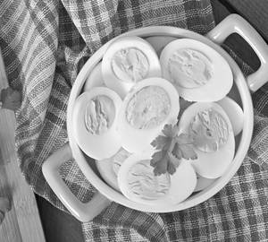 4 boiled egg