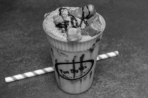 Snickers Shake