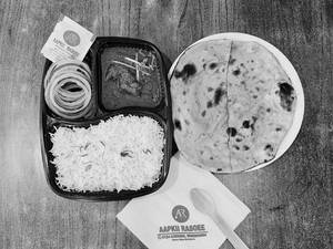 Aapkii Spl. Mutton Curry (1 Boneless Pcs) With Rice And 1 Butter Roti