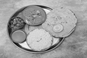 Egg Curry Thali