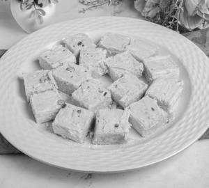 Plain Patisa