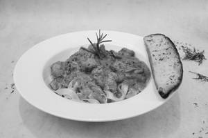 Red Wine Chicken Pasta