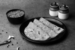 Chapathi 3 Nos With Chicken Kheema Gravy