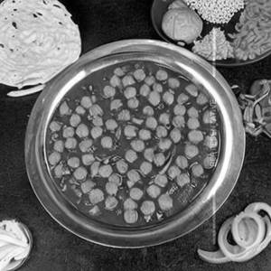 Chana Kolhapuri