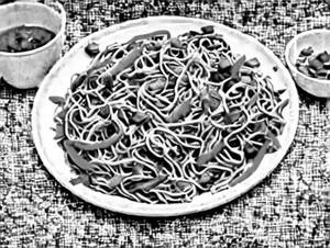 Veg Schezwan Hakka Noodles