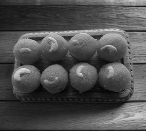 Moti Laddu