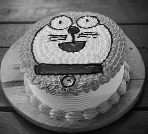 Doraemon Vanilla Eggless Cake
