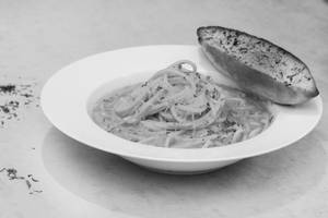 Spaghetti Creamy Aglio Olio