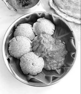 Mappilai Samba Idly (2pcs)