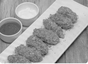Crunchy Munchy Chicken Momos ( 6 Pcs )