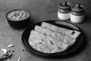 Chapathi  3 Nos With Chole Masala