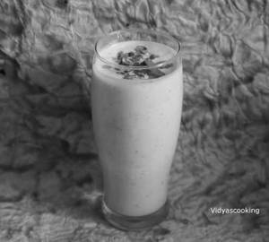 Dry fruit lassi