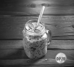 Black currant ice cream milkshakes