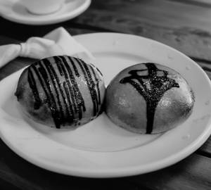 chocolate butter bun