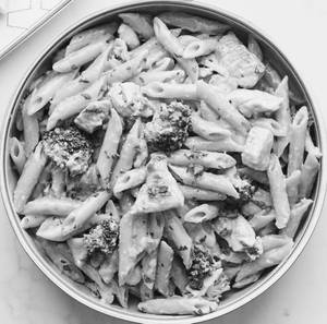 Pasta Alfrado (Penne) (Chicken)