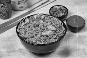 Schezwan Chicken Noodles 