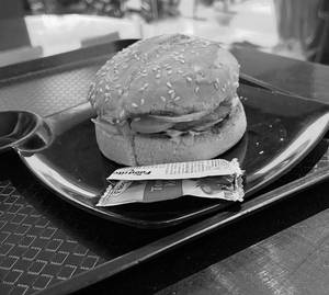 Aloo Tikki Burger
