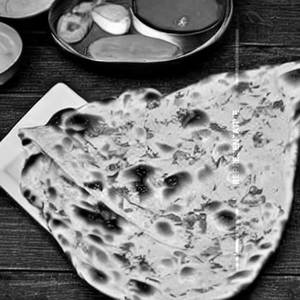 Cheese Garlic Naan