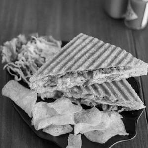 Peri Peri Grilled Sandwich [340 Grams]