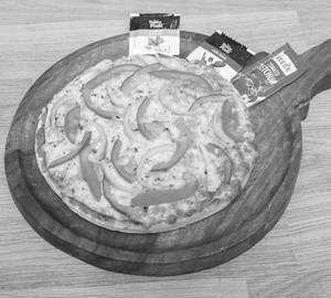 Veg pizza 9 inch