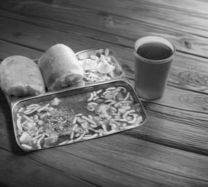 Mamledar Misal Pav With Kokam Sarbat