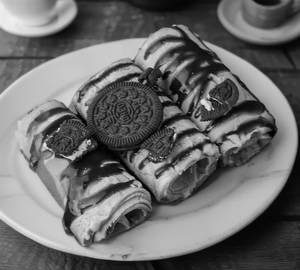 Oreo cookie