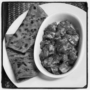 Kadhai Paneer With Parantha