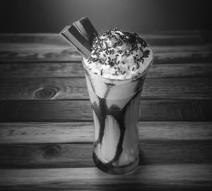 Kitkat milkshake