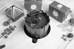 Chocolate Kitkat Chocolate Cake [500gms]